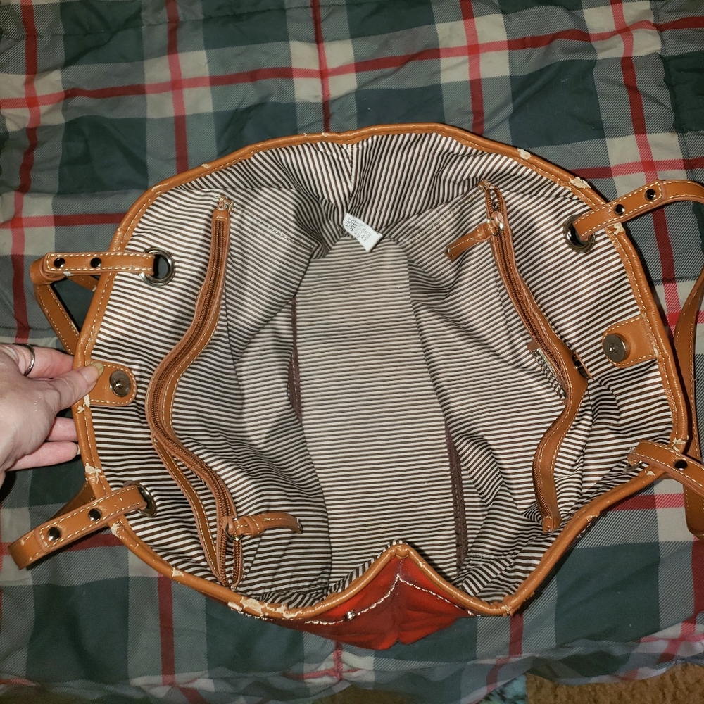 Large Red Purse - Picture 6 of 10
